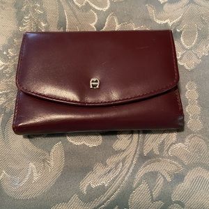 Beautiful Leather Aigner Small Wallet in great condition